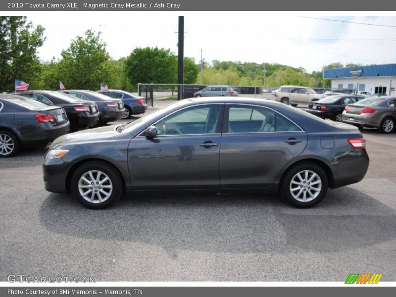 Magnetic Gray Metallic / Ash Gray 2010 Toyota Camry XLE