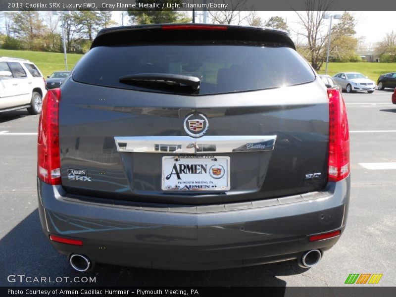 Gray Flannel Metallic / Light Titanium/Ebony 2013 Cadillac SRX Luxury FWD