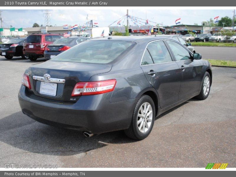 Magnetic Gray Metallic / Ash Gray 2010 Toyota Camry XLE