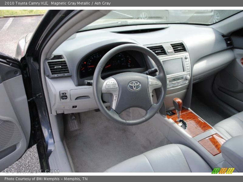 Magnetic Gray Metallic / Ash Gray 2010 Toyota Camry XLE
