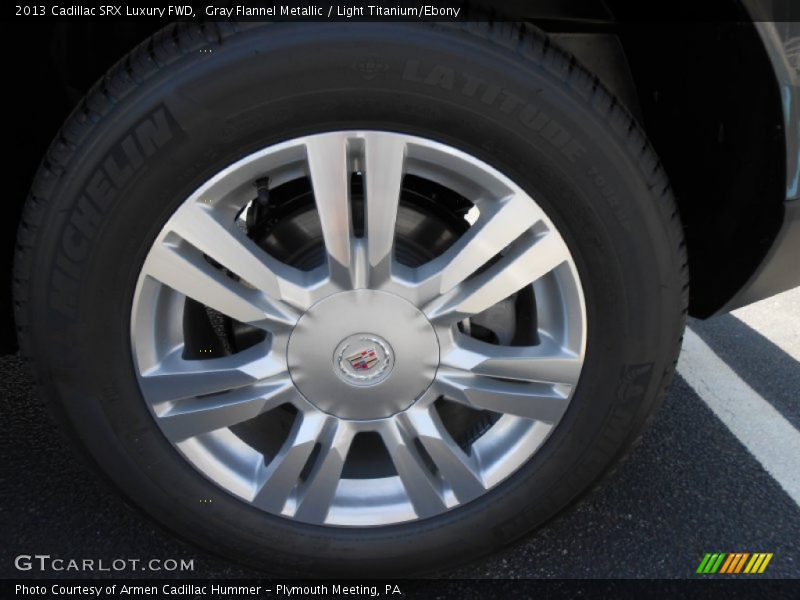 Gray Flannel Metallic / Light Titanium/Ebony 2013 Cadillac SRX Luxury FWD