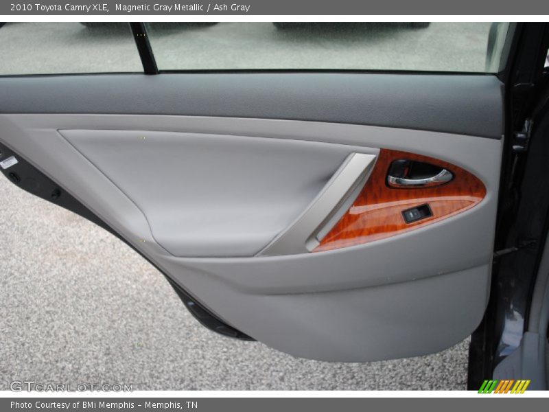 Magnetic Gray Metallic / Ash Gray 2010 Toyota Camry XLE