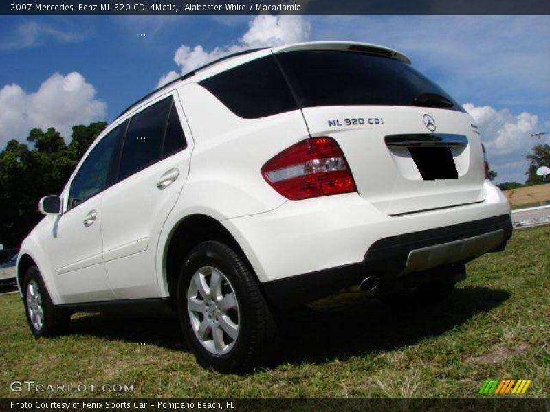 Alabaster White / Macadamia 2007 Mercedes-Benz ML 320 CDI 4Matic