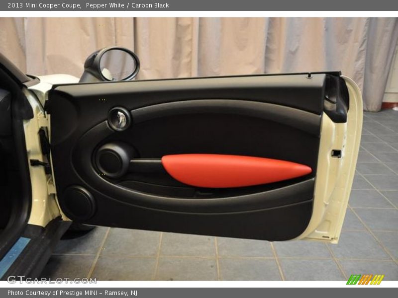 Pepper White / Carbon Black 2013 Mini Cooper Coupe