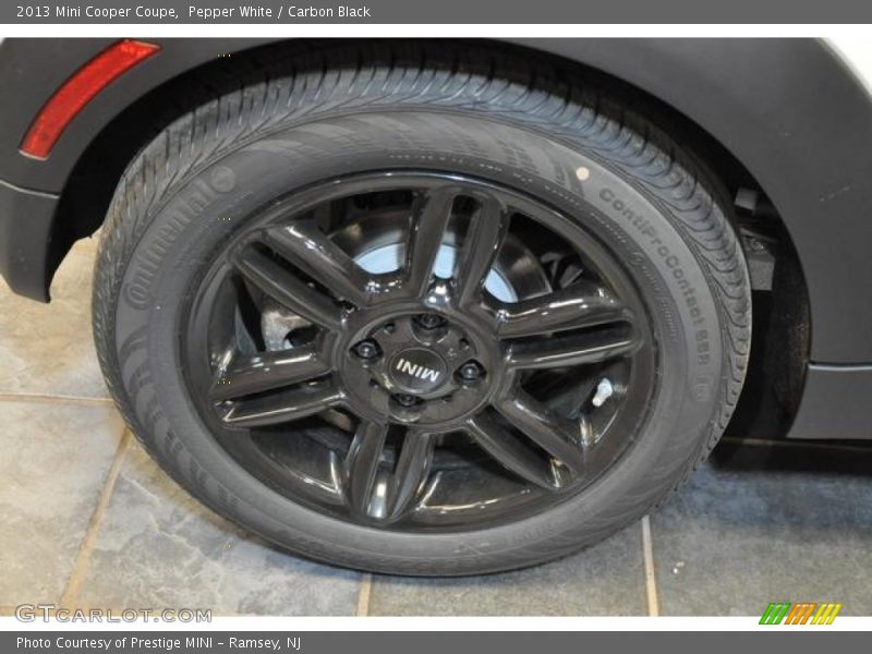 Pepper White / Carbon Black 2013 Mini Cooper Coupe