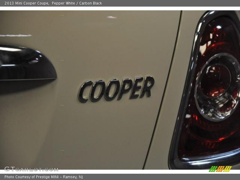 Pepper White / Carbon Black 2013 Mini Cooper Coupe