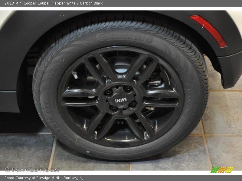 Pepper White / Carbon Black 2013 Mini Cooper Coupe