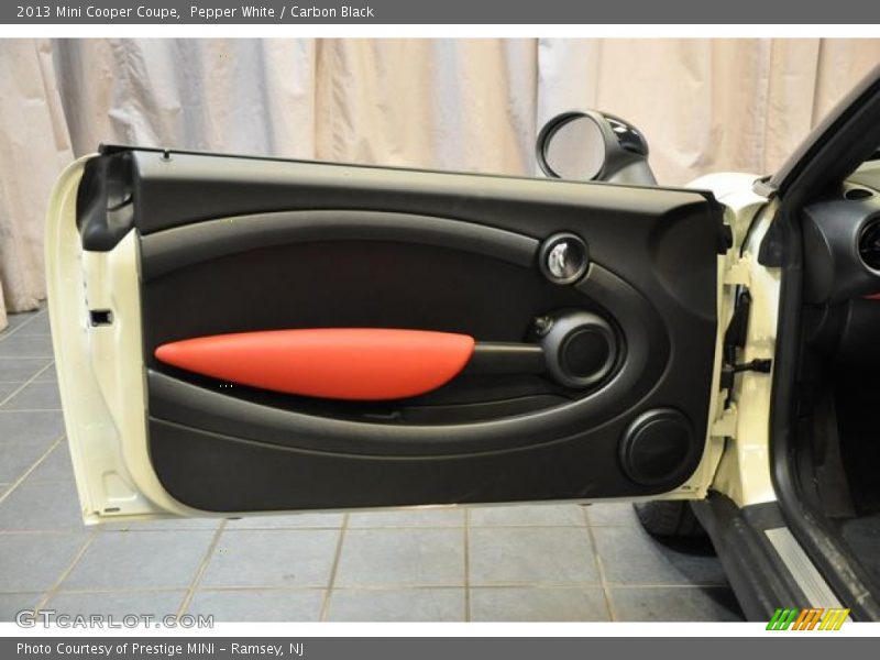 Pepper White / Carbon Black 2013 Mini Cooper Coupe