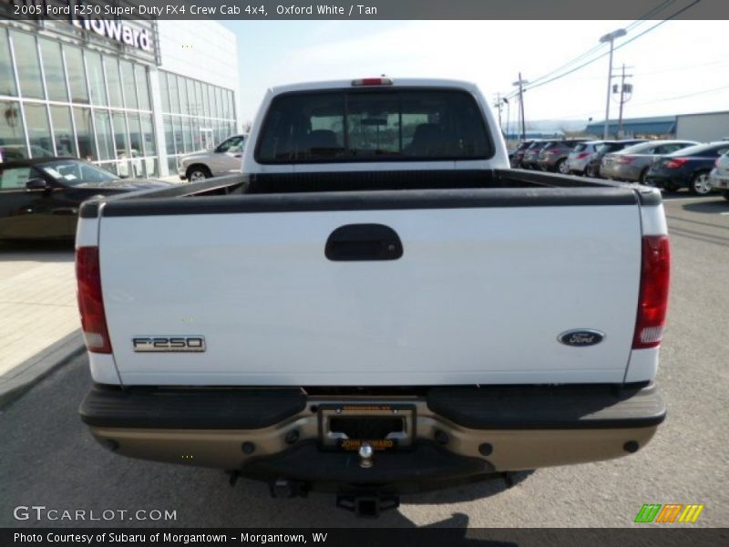 Oxford White / Tan 2005 Ford F250 Super Duty FX4 Crew Cab 4x4
