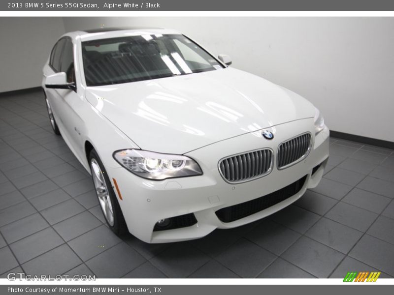 Alpine White / Black 2013 BMW 5 Series 550i Sedan