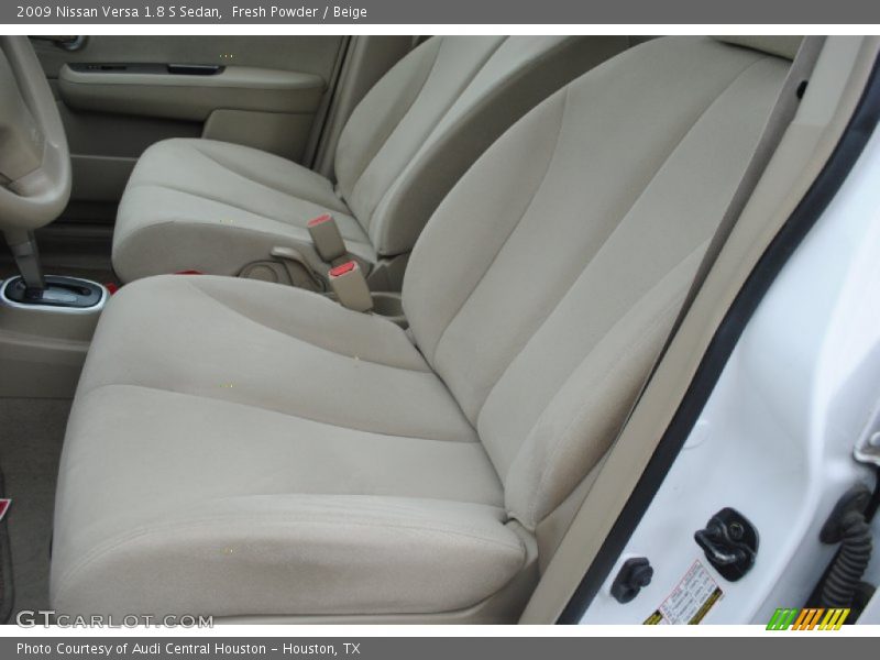 Fresh Powder / Beige 2009 Nissan Versa 1.8 S Sedan