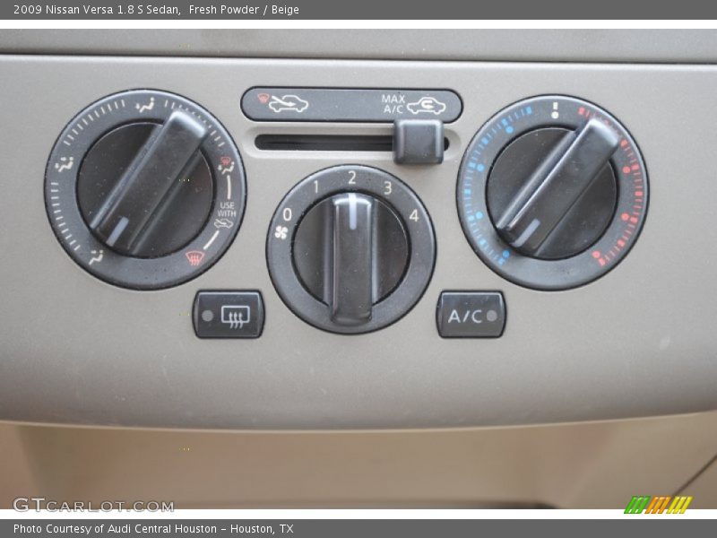 Fresh Powder / Beige 2009 Nissan Versa 1.8 S Sedan