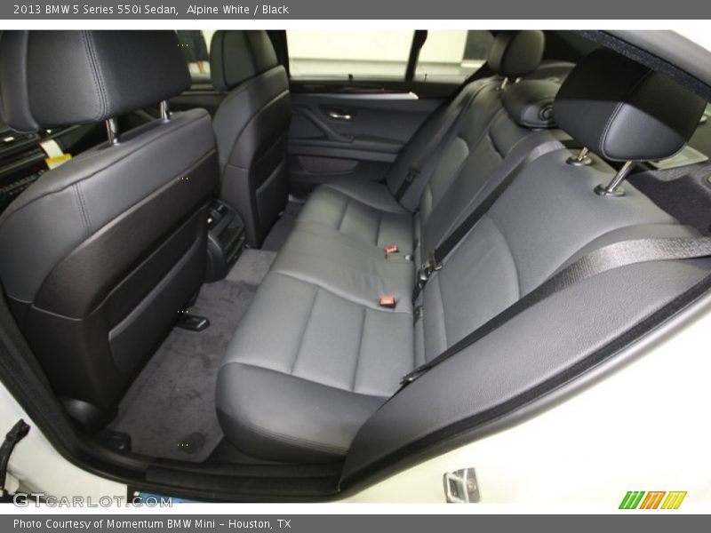 Alpine White / Black 2013 BMW 5 Series 550i Sedan