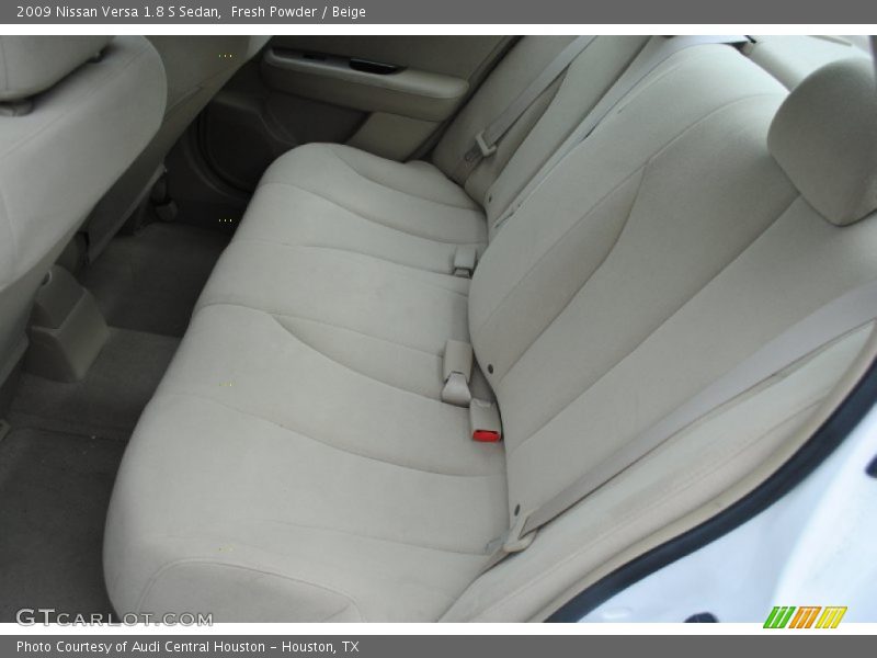 Fresh Powder / Beige 2009 Nissan Versa 1.8 S Sedan
