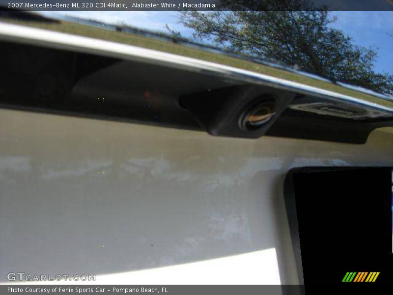Alabaster White / Macadamia 2007 Mercedes-Benz ML 320 CDI 4Matic
