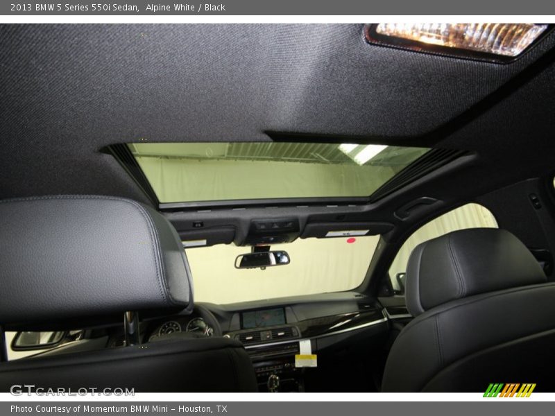 Alpine White / Black 2013 BMW 5 Series 550i Sedan
