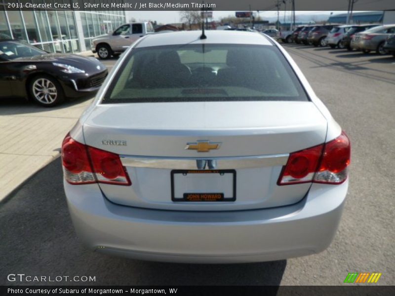 Silver Ice Metallic / Jet Black/Medium Titanium 2011 Chevrolet Cruze LS