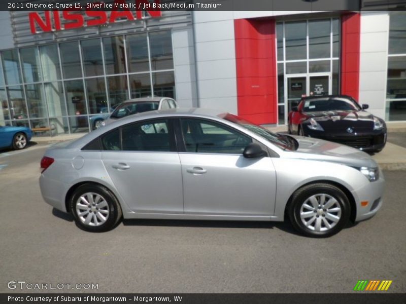 Silver Ice Metallic / Jet Black/Medium Titanium 2011 Chevrolet Cruze LS