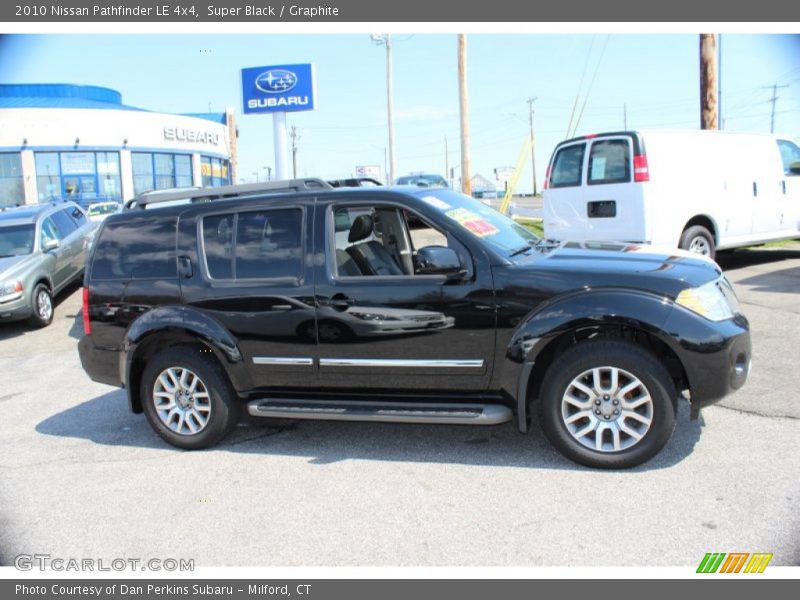 Super Black / Graphite 2010 Nissan Pathfinder LE 4x4