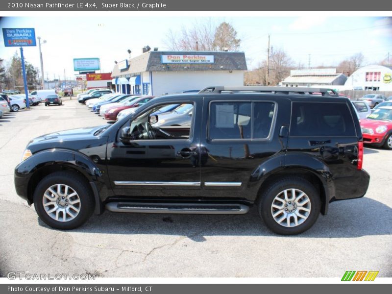 Super Black / Graphite 2010 Nissan Pathfinder LE 4x4