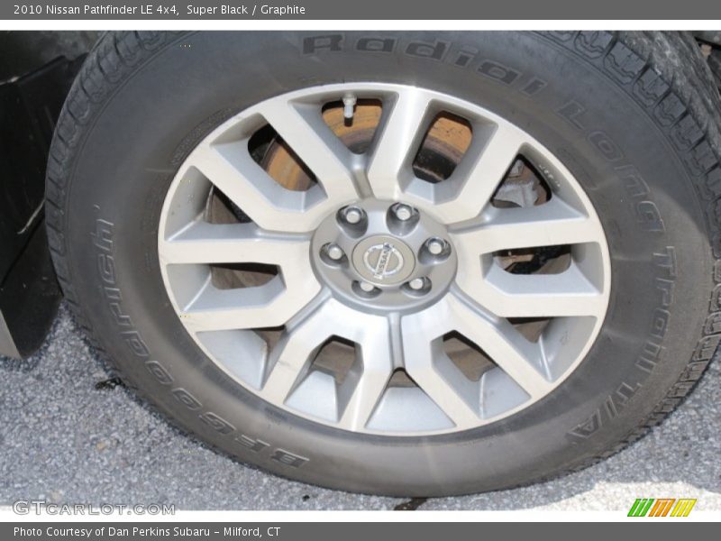 Super Black / Graphite 2010 Nissan Pathfinder LE 4x4