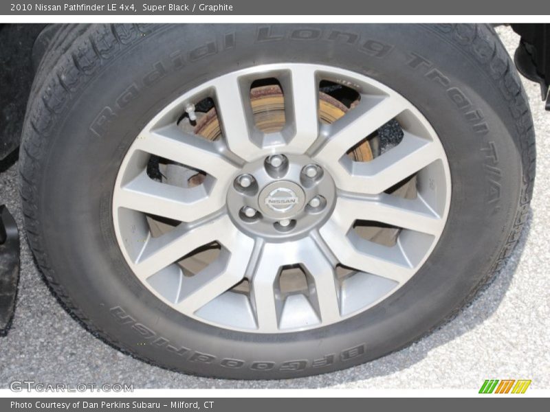 Super Black / Graphite 2010 Nissan Pathfinder LE 4x4
