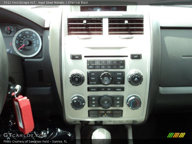 Ingot Silver Metallic / Charcoal Black 2012 Ford Escape XLT