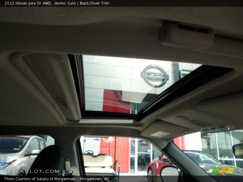 Sunroof of 2013 Juke SV AWD