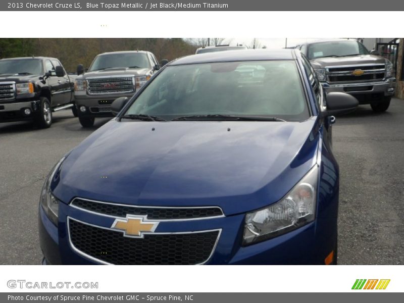 Blue Topaz Metallic / Jet Black/Medium Titanium 2013 Chevrolet Cruze LS