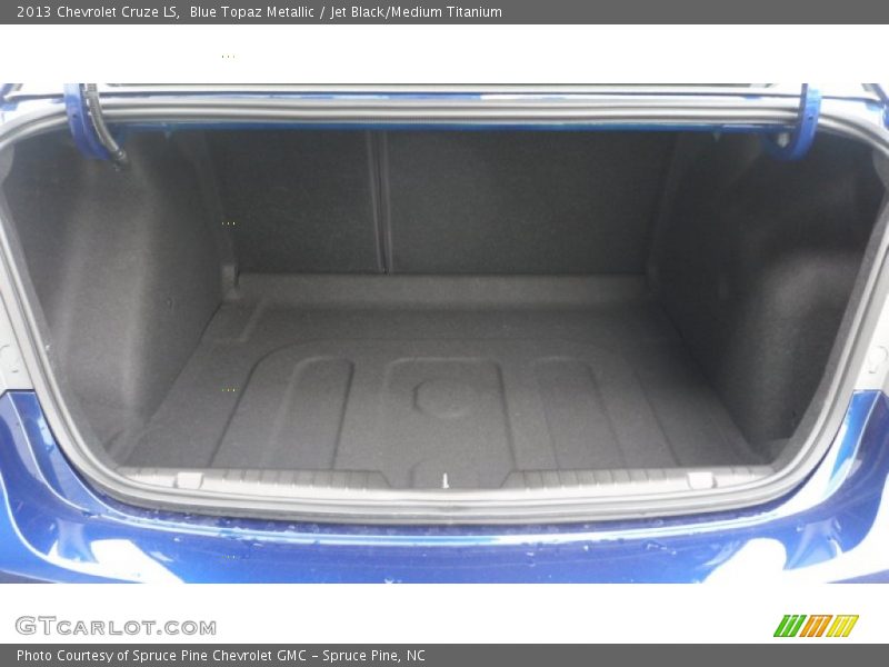 Blue Topaz Metallic / Jet Black/Medium Titanium 2013 Chevrolet Cruze LS