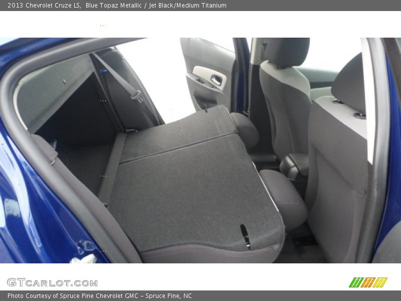 Blue Topaz Metallic / Jet Black/Medium Titanium 2013 Chevrolet Cruze LS