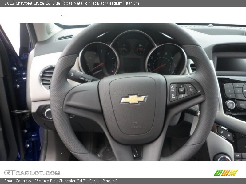 Blue Topaz Metallic / Jet Black/Medium Titanium 2013 Chevrolet Cruze LS