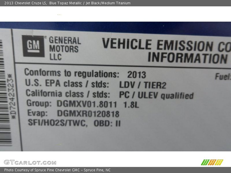 Blue Topaz Metallic / Jet Black/Medium Titanium 2013 Chevrolet Cruze LS