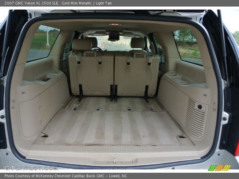 Gold Mist Metallic / Light Tan 2007 GMC Yukon XL 1500 SLE
