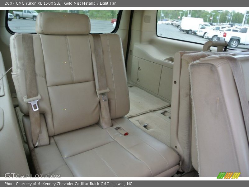 Gold Mist Metallic / Light Tan 2007 GMC Yukon XL 1500 SLE