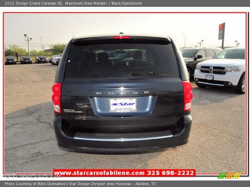 Maximum Steel Metallic / Black/Sandstorm 2013 Dodge Grand Caravan SE