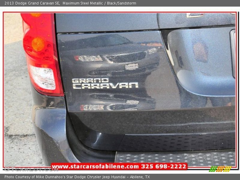 Maximum Steel Metallic / Black/Sandstorm 2013 Dodge Grand Caravan SE