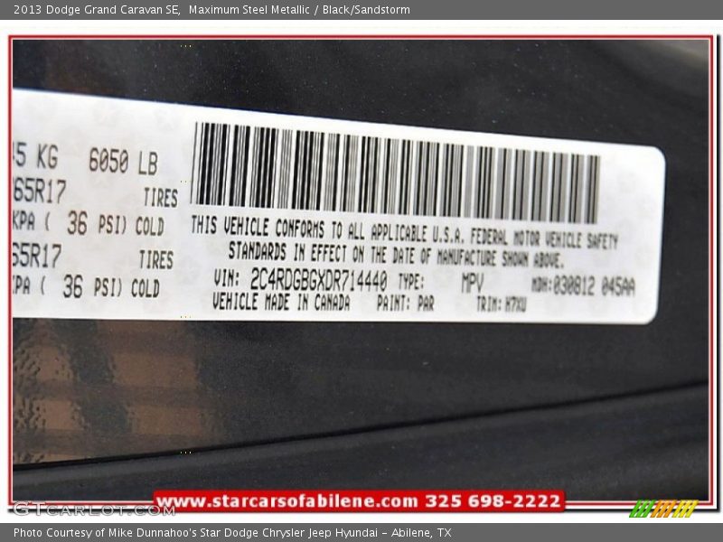 Maximum Steel Metallic / Black/Sandstorm 2013 Dodge Grand Caravan SE