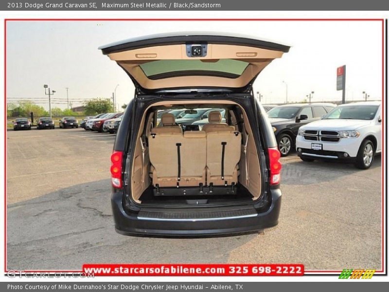 Maximum Steel Metallic / Black/Sandstorm 2013 Dodge Grand Caravan SE