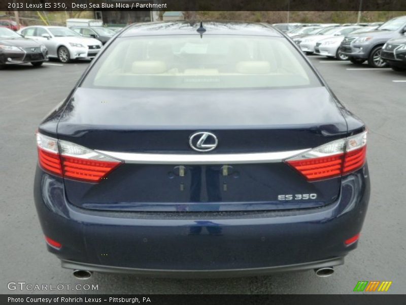Deep Sea Blue Mica / Parchment 2013 Lexus ES 350