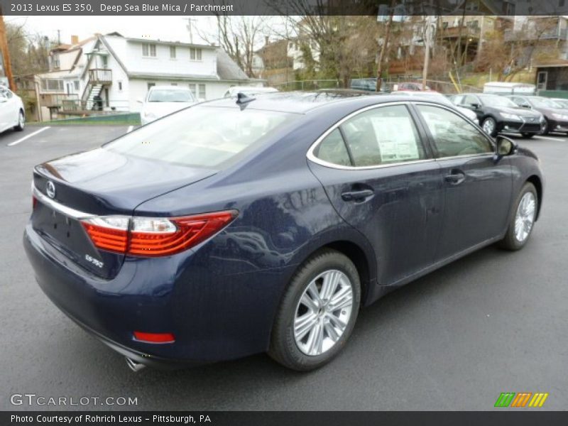 Deep Sea Blue Mica / Parchment 2013 Lexus ES 350