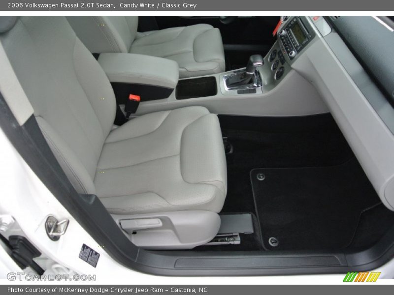 Candy White / Classic Grey 2006 Volkswagen Passat 2.0T Sedan