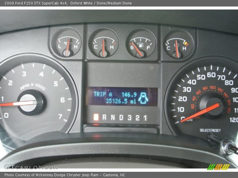 Oxford White / Stone/Medium Stone 2009 Ford F150 STX SuperCab 4x4
