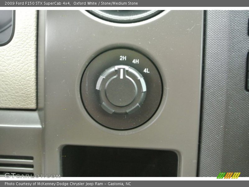 Oxford White / Stone/Medium Stone 2009 Ford F150 STX SuperCab 4x4