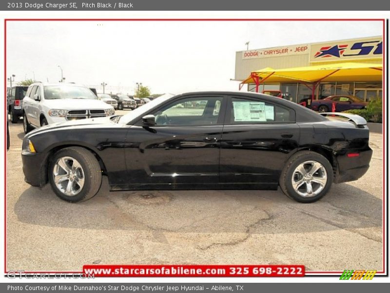 Pitch Black / Black 2013 Dodge Charger SE