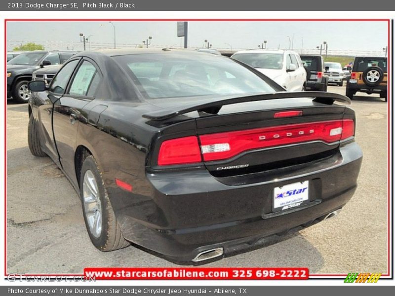 Pitch Black / Black 2013 Dodge Charger SE