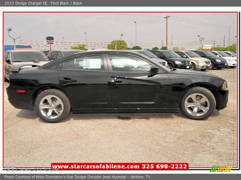 Pitch Black / Black 2013 Dodge Charger SE