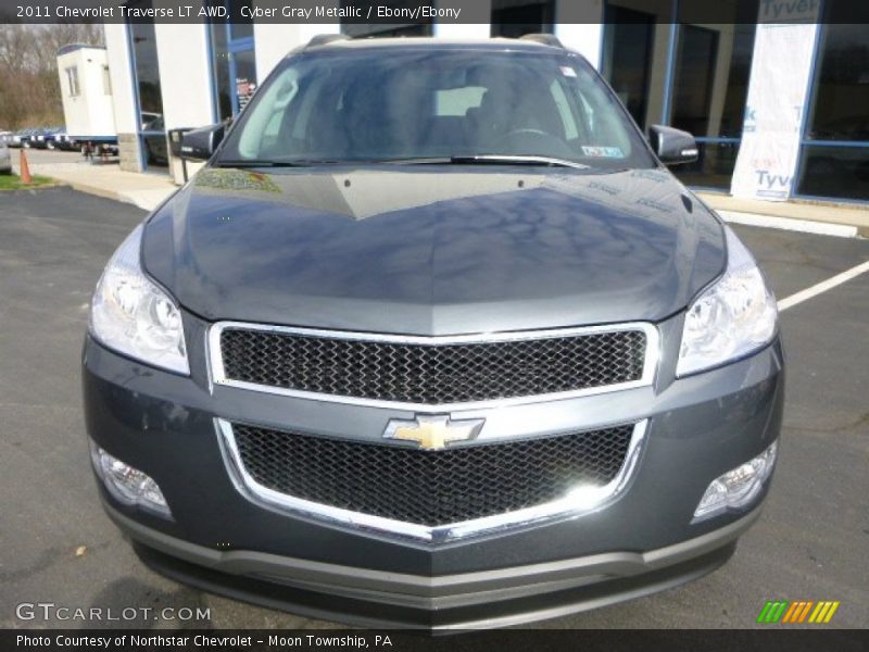 Cyber Gray Metallic / Ebony/Ebony 2011 Chevrolet Traverse LT AWD