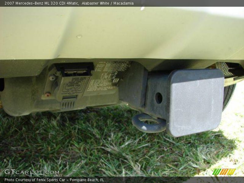 Alabaster White / Macadamia 2007 Mercedes-Benz ML 320 CDI 4Matic