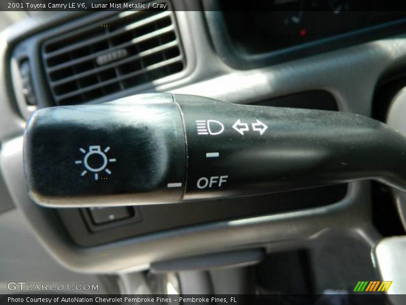 Lunar Mist Metallic / Gray 2001 Toyota Camry LE V6